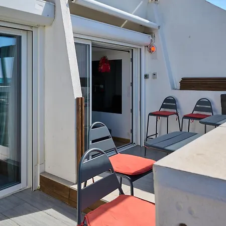 Coursives Red-light 108 Vue * Agde