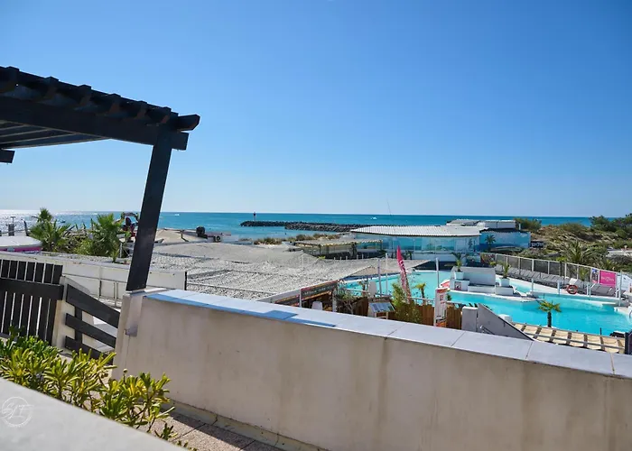 Coursives Red-light 108 Vue * Agde