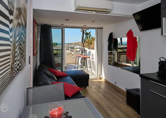 Coursives Red-light 108 Vue Appartamento *